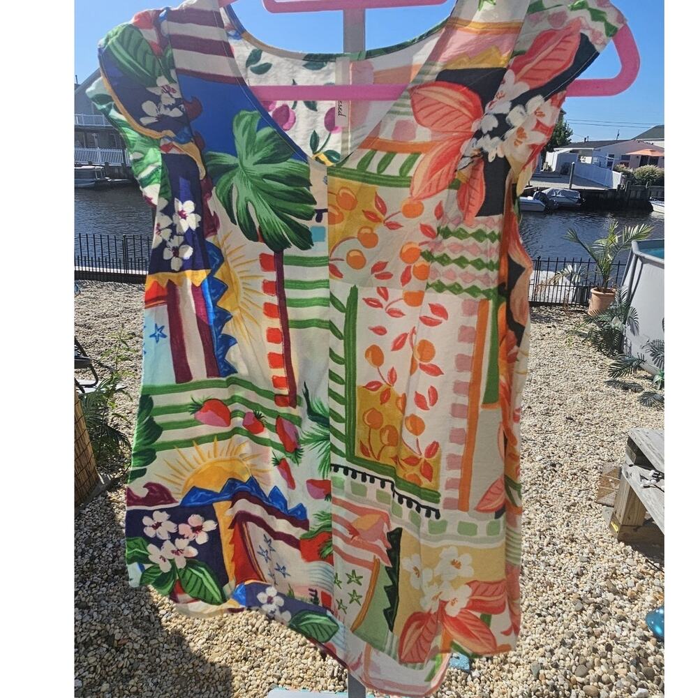 Hesed Colorful Floral V-Neck Blouse Size M Cap Sleeve Ruffle Boho‎ Summer